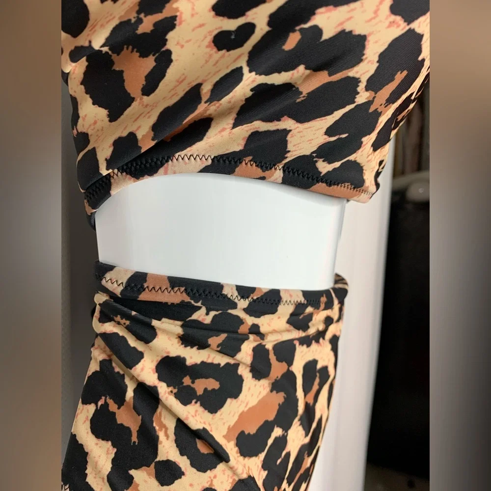 NWOT Leopard Print Cutout Swimsuit - Picture 5 of 9